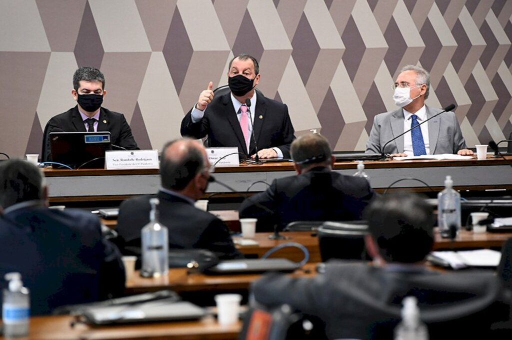 Com Omar Aziz na presidência e Renan na relatoria, CPI da Pandemia é instalada   Fonte: Agência Senado