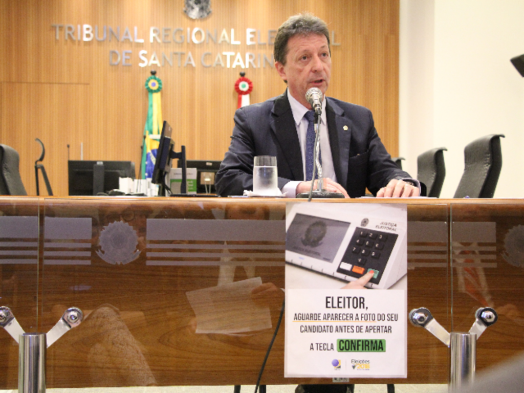 TRE/SC - Presidente do Tribunal Regional Eleitoral de Santa Catarina (TRE/SC), desembargador Ricardo Roesler