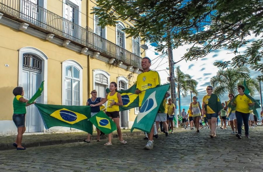 Palácio do Planalto divulga nota sobre manifestações no país