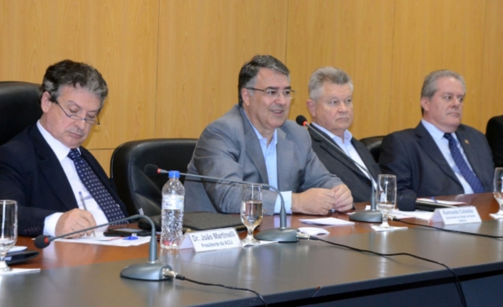 Jaqueline Noceti / Secom - Gov. Raimundo Colombo, pres.ACIJ João J. Martinelli, prefeito. Jlle Udo Dohler e Sec.Seg.Pública Cesar Grubba