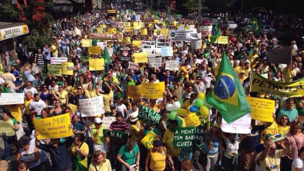 Governo viu manifestações deste domingo como normais