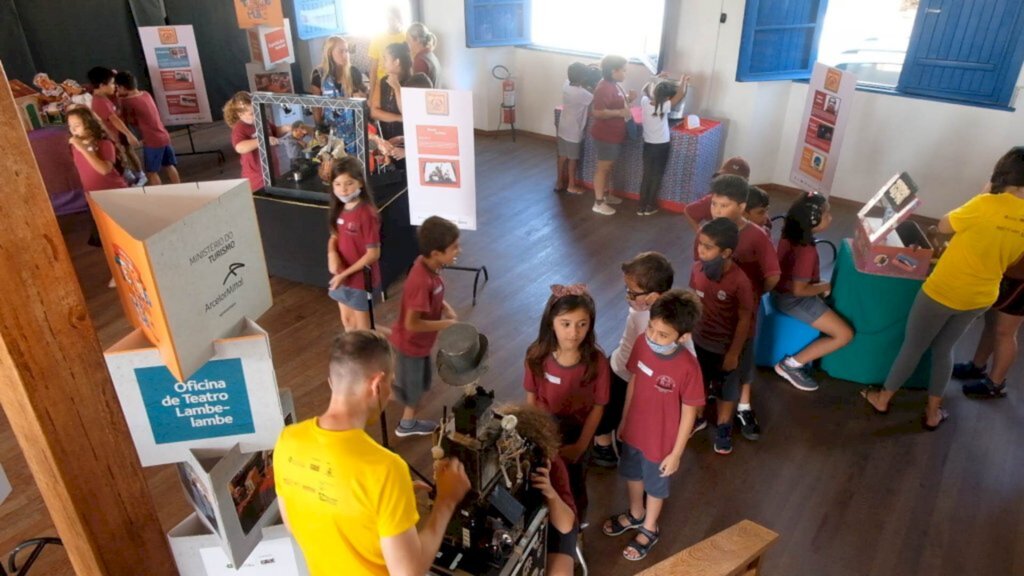 Chegou a vez do Bairro Iperoba em SFS receber o teatro de bonecos