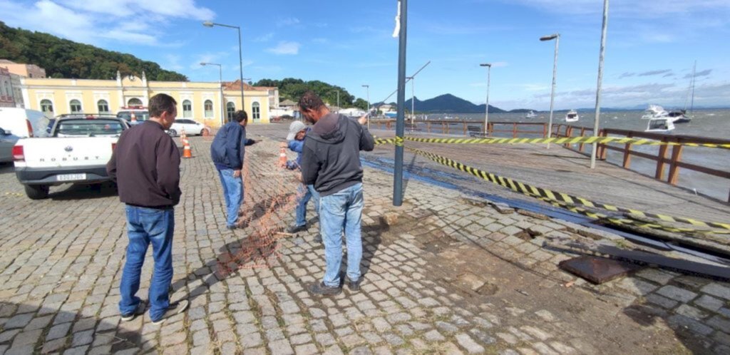 Defesa Civil de São Francisco do Sul informa sobre forte ressaca