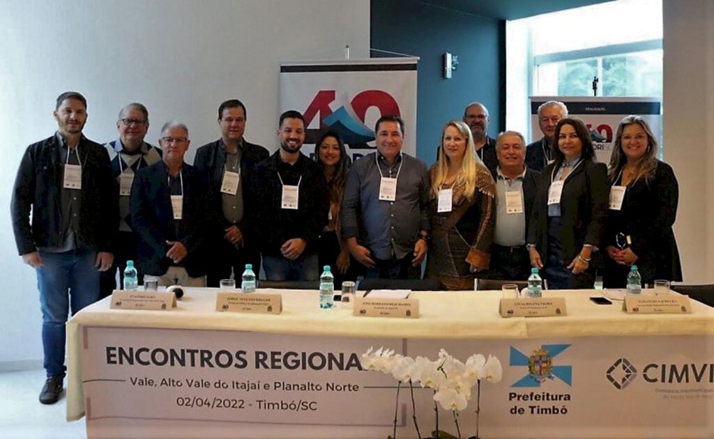 Encontro Regional da Adjori/SC celebra união dos jornais catarinenses