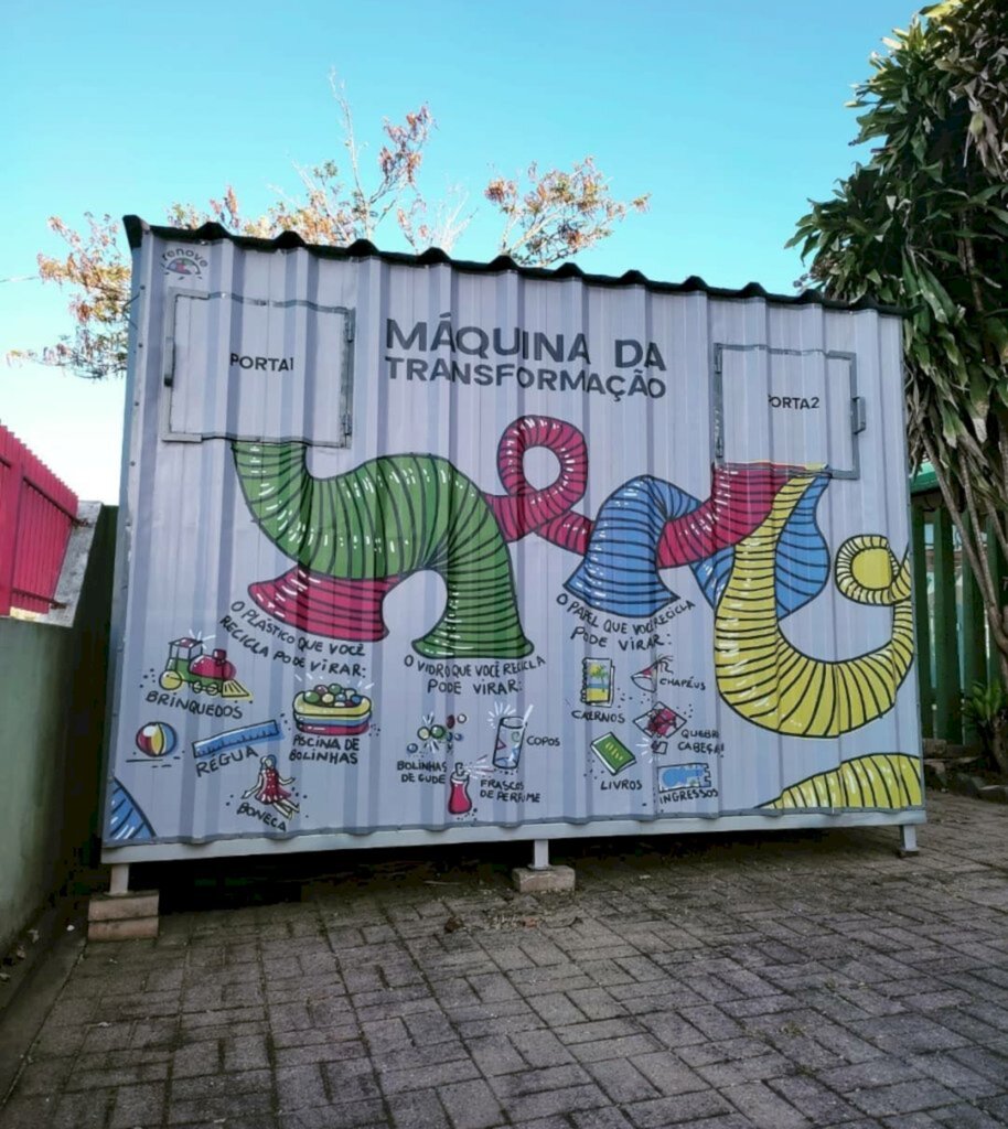 Sustentabilidade: escola instala container para reciclagem em São Francisco do Sul