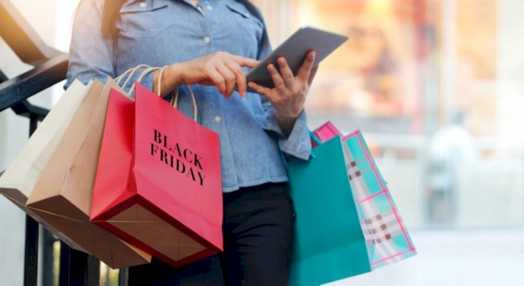 Em meio aos desafios econômicos, Black Friday se torna estratégica para fortalecer comércios locais