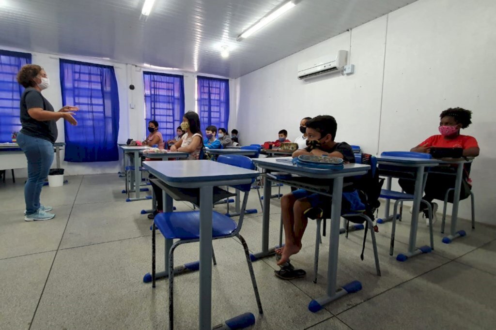 Educação retoma aulas 100% presenciais a partir de 13 de setembro