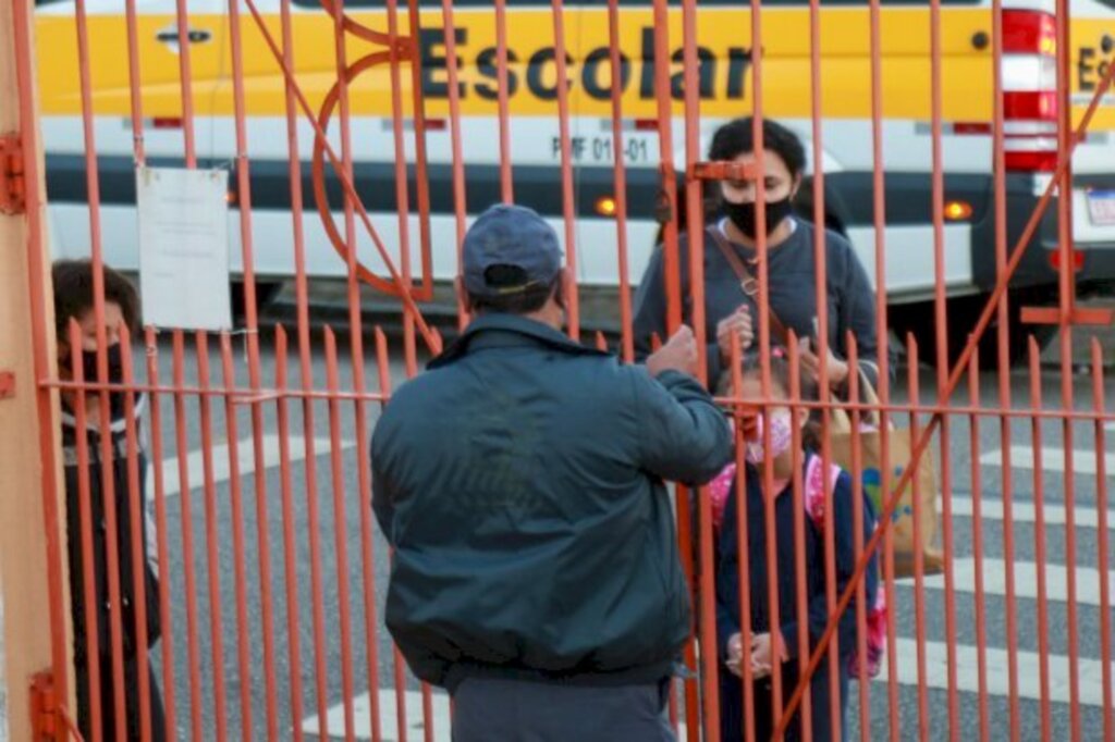 Licitação vai ampliar a vigilância e a segurança nas escolas estaduais