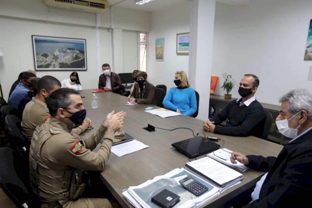 Prefeitura e Polícia Militar alinham ações de segurança para eventos do fim do ano