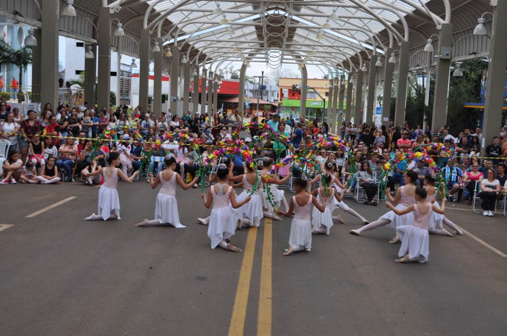 Show de Talentos e eventos alusivos