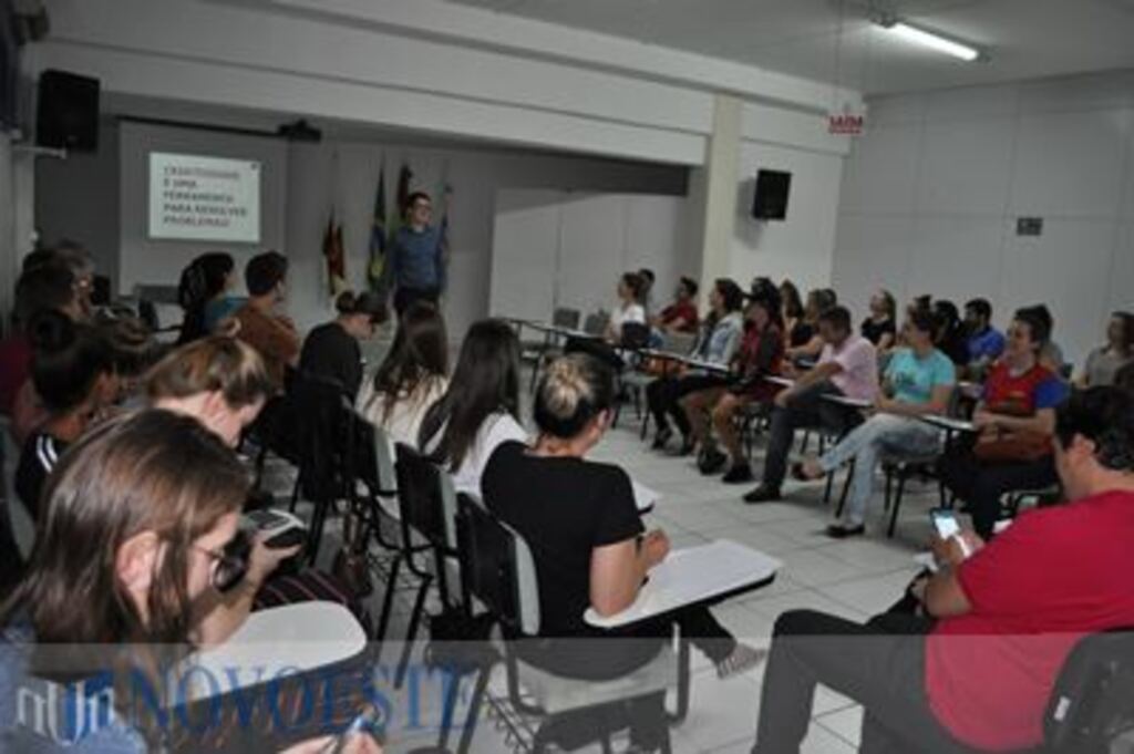 Mídias sociais para negócios foi tema de palestra