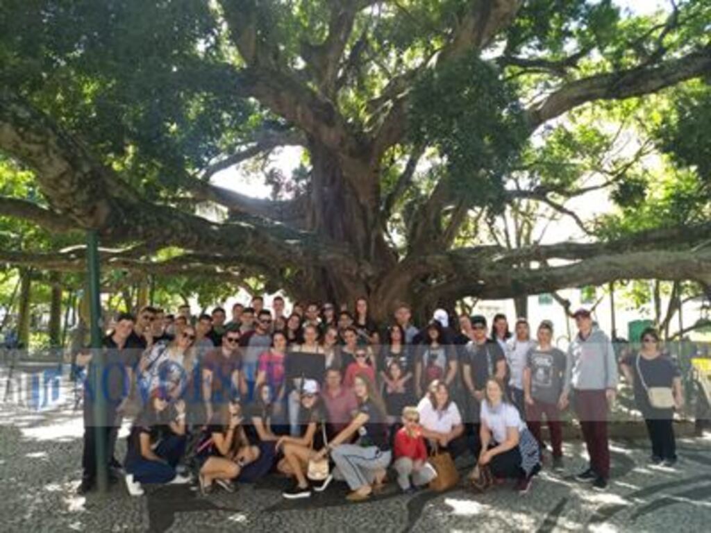 Estudantes maravilhenses  conhecem pontos turísticos em Florianópolis