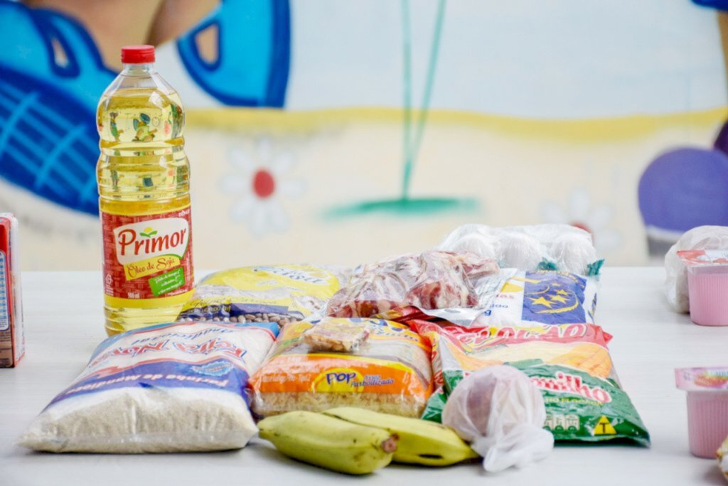 Estudantes vão receber kits de alimentação escolar