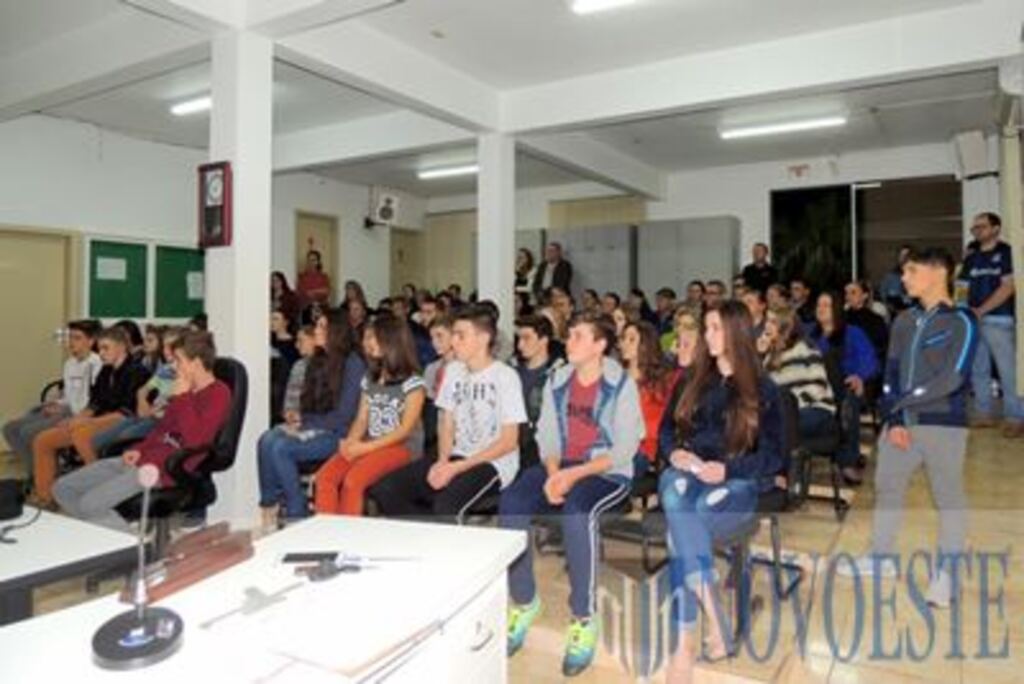 Solenidade marca abertura do curso de bombeiro juvenil