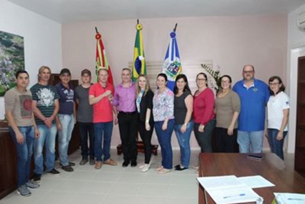 Ivonir Santolin assume executivo  de Bom Jesus do Oeste