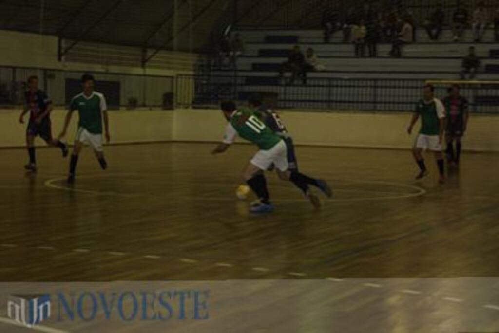 Quatro jogos marcam início do Municipal de Futsal em Maravilha