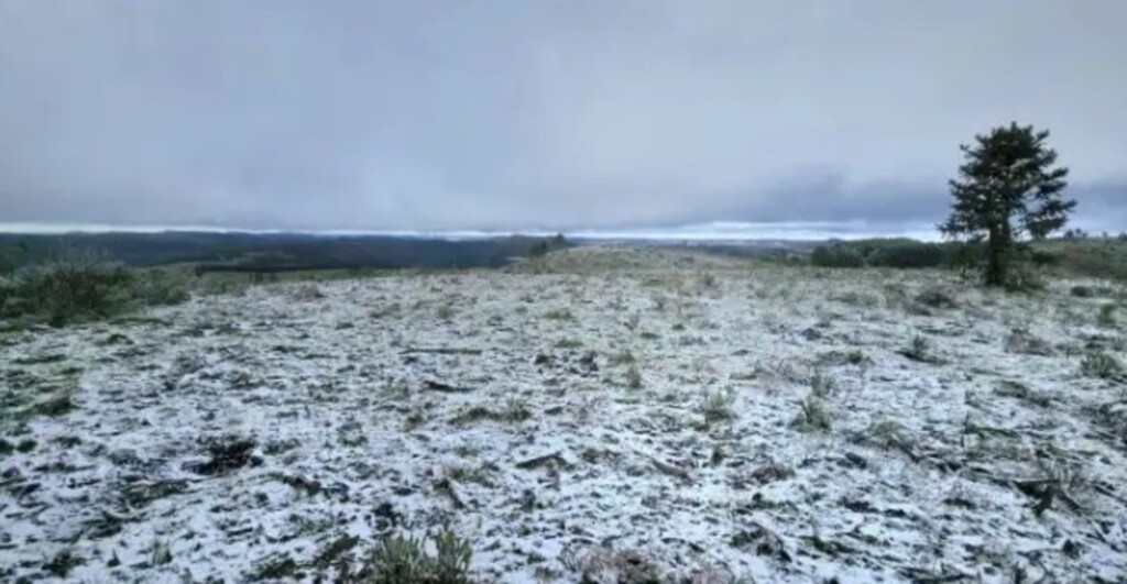 Primavera começa com neve na Serra Catarinense