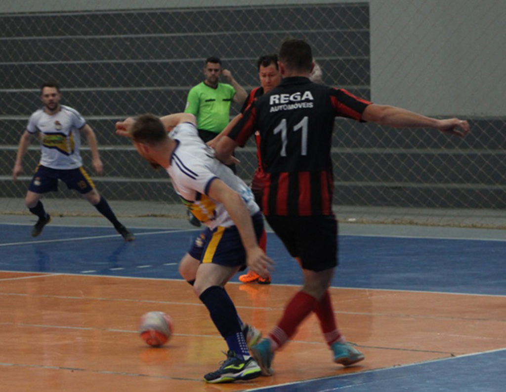 Semifinalistas do futsal são definidos