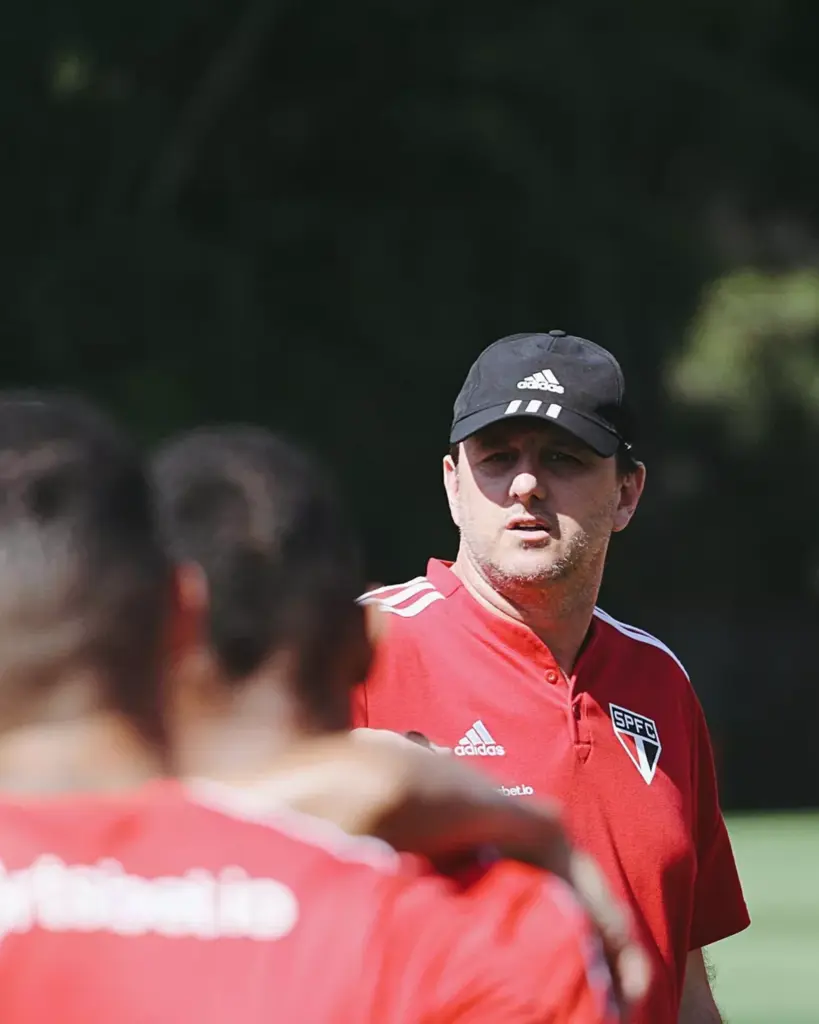  - Rogério Ceni em treino do São Paulo — Foto: São Paulo FC