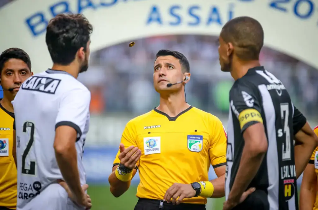 Foto: Bruno Cantini/Atlético-MG - Imbitubense é escalado pela CBF para apitar o primeiro jogo da final da Copa do Brasil