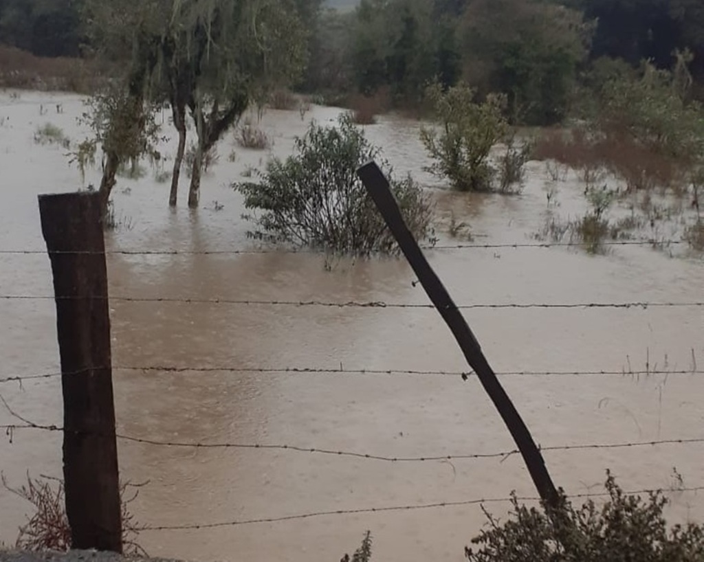 Chuvarada provoca estragos nas estradas do interior de Lages
