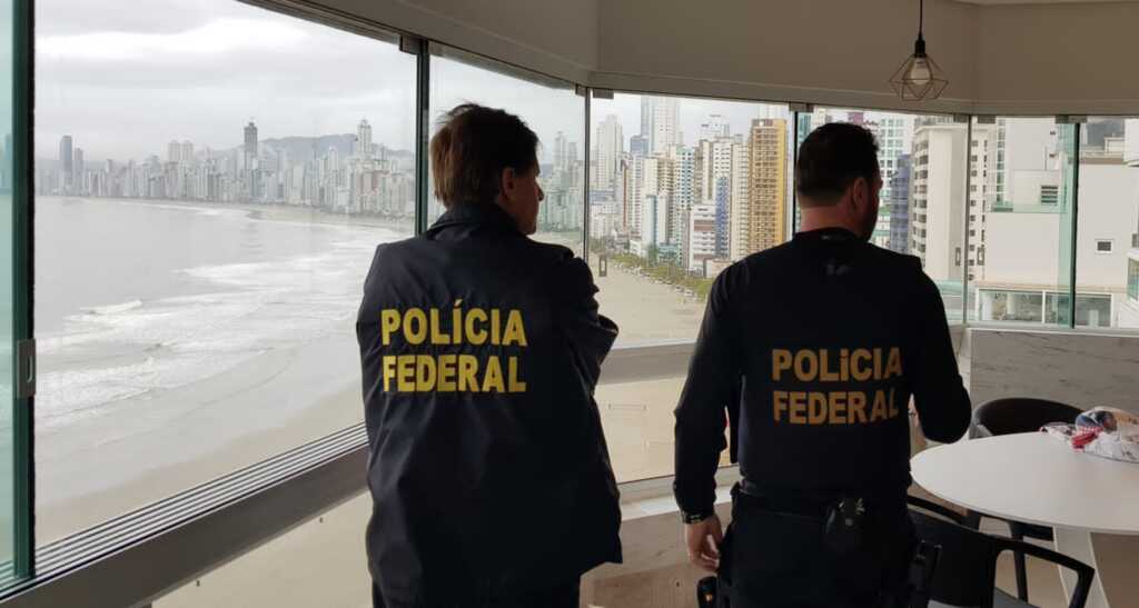 Foto PF - Polícia Federal realiza operação contra lavagem de dinheiro