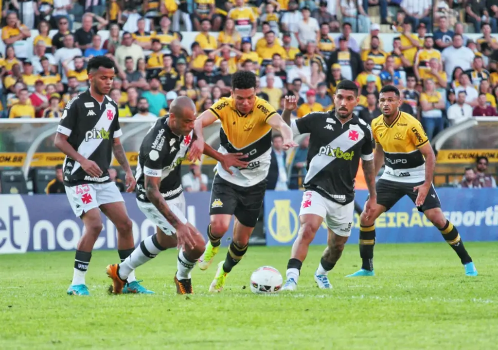  - No primeiro turno o Vasco venceu o Criciúma por 1 a 0 — Foto: Lucas Sabino/AGIF