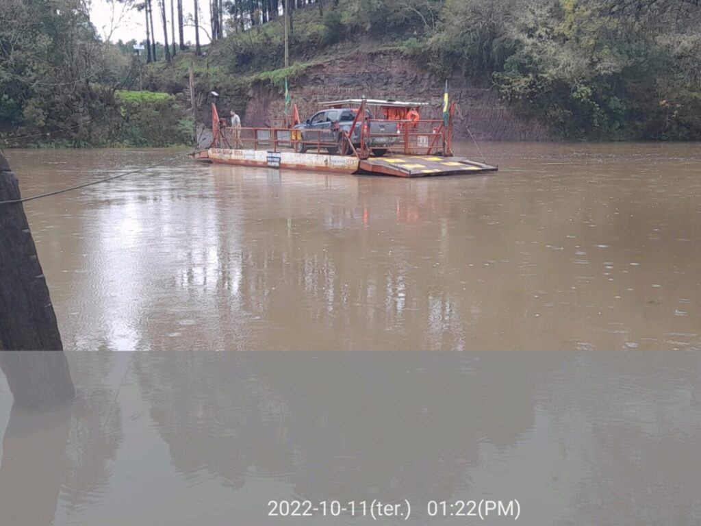 Balsas em Otacílio Costa estão inoperantes