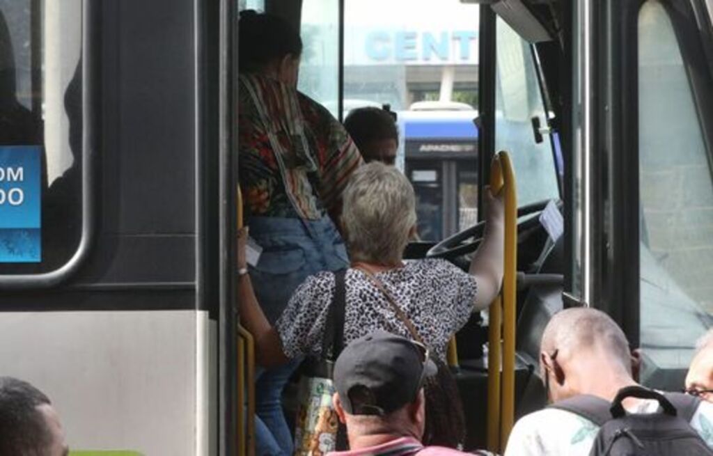 (Foto Tânia Rego) - STF autoriza transporte público gratuito durante eleições