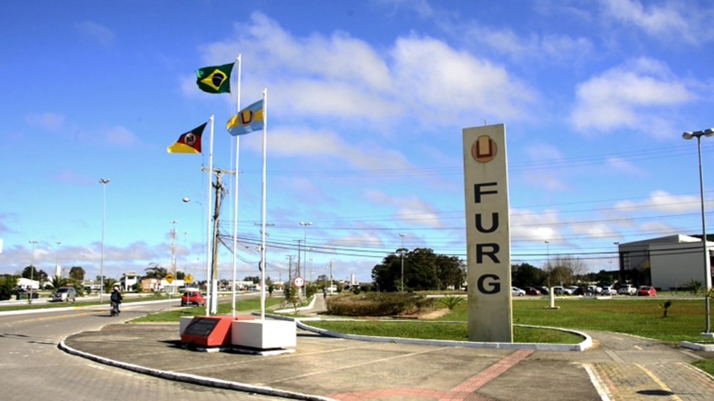 Foto: Divulgação - DP - As vagas oferecidas contemplam os cursos de Medicina, Direito, Psicologia, Artes Visuais (nas modalidades licenciatura e bacharelado), Educação Física, Ciências Biológicas, Pedagogia, Enfermagem e Administração