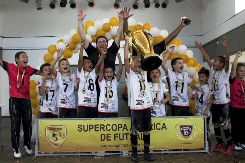 RODEIO FUTSAL SUB 8 CONQUISTA A AMÉRICA