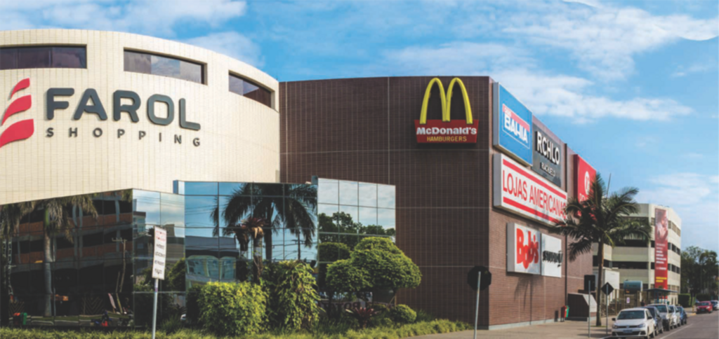 Grupo armado assalta Farol Shopping na tarde desta quinta-feira