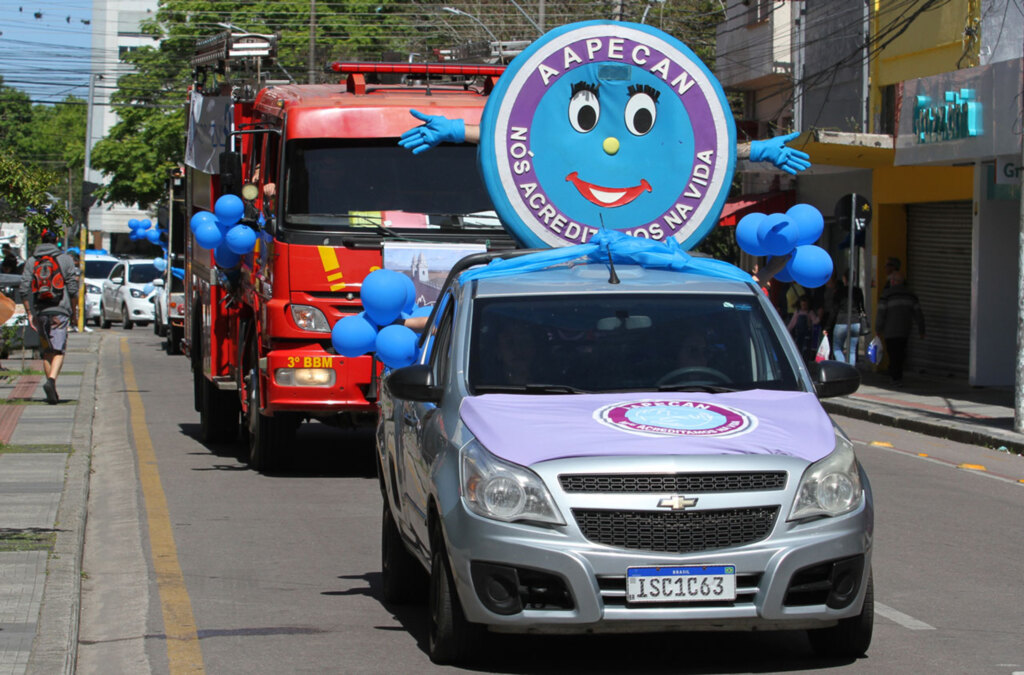 Carreata da Aapecan marca início de campanha do Novembro Azul