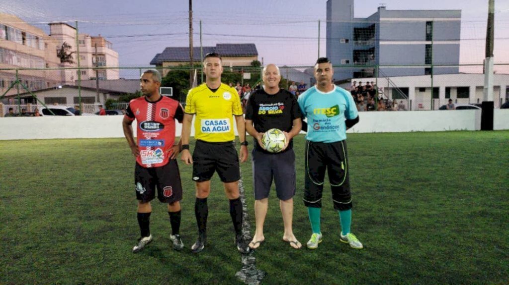 Inicia o Campeonato de Futebol 7 Sintético em Balneário Arroio do Silva