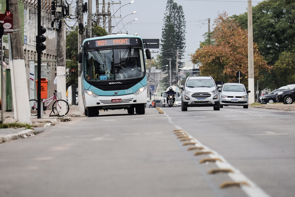 Linhas de ônibus do Laranjal terão mais horários aos domingos