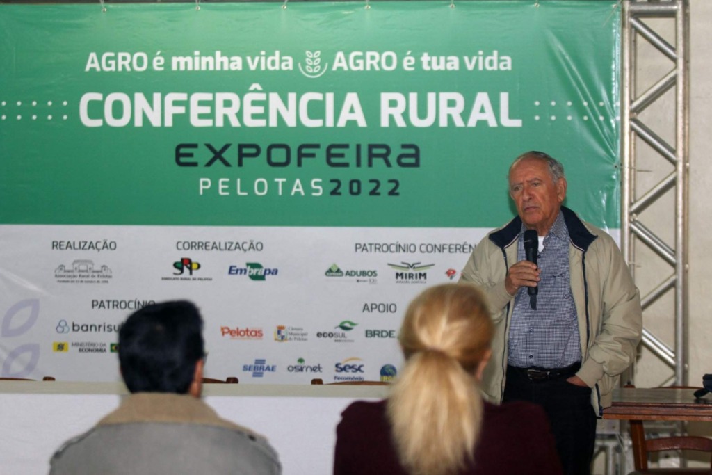 Expofeira começa com simpósio presencial