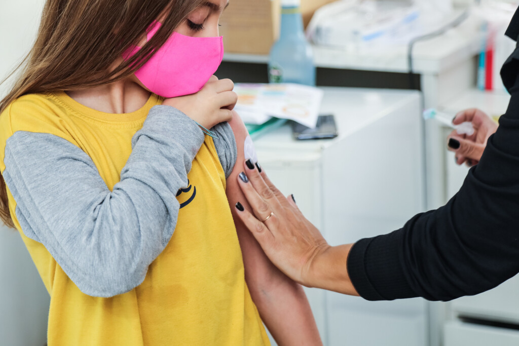 Mutirão de vacinação nas escolas passa a ser nas quintas-feiras em setembro