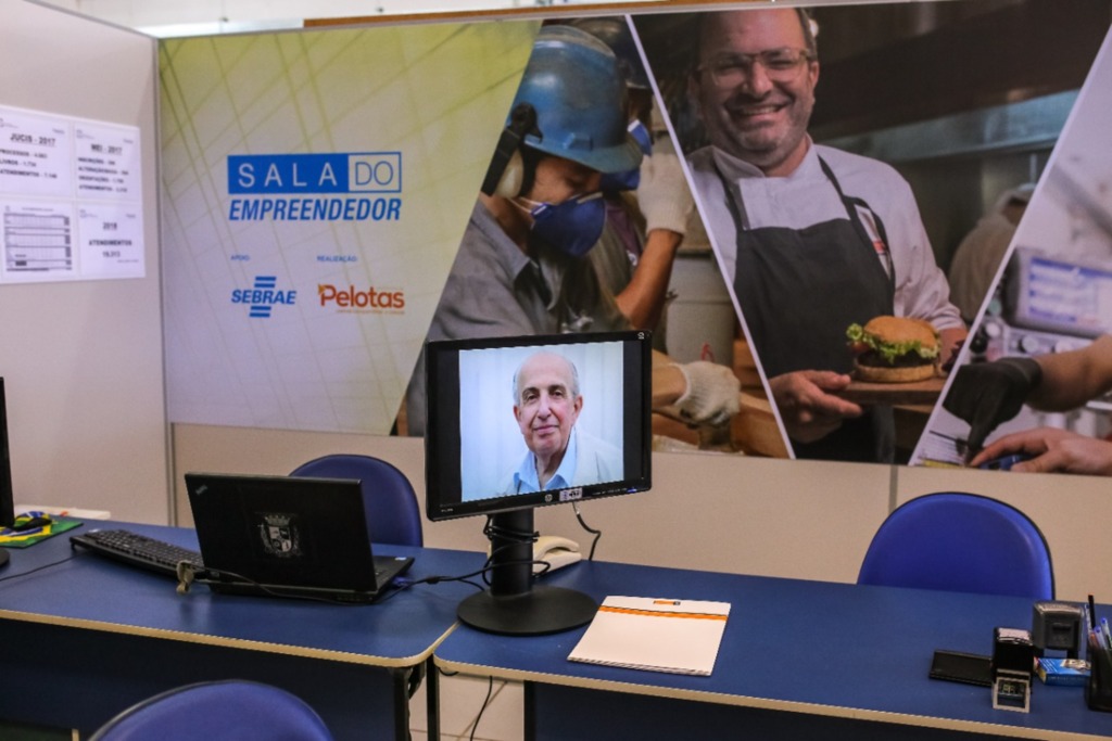 Sala do Empreendedor presta orientação à comunidade
