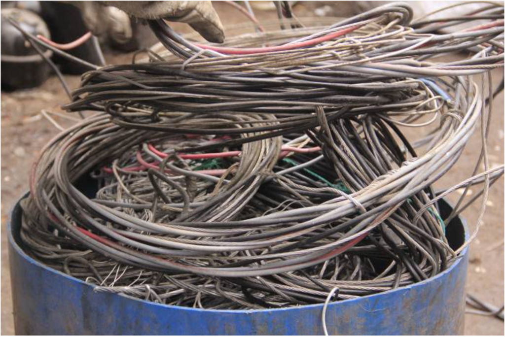Operação combate furto de hidrantes e fios elétricos
