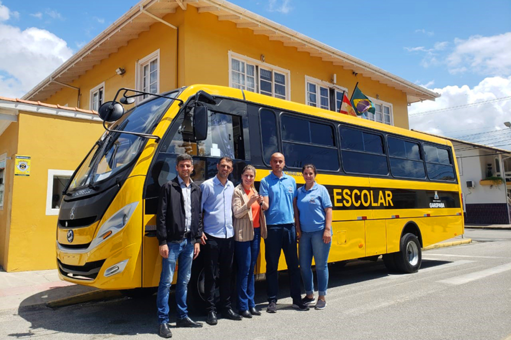 Governo de Garopaba adquire o sétimo ônibus escolar este ano