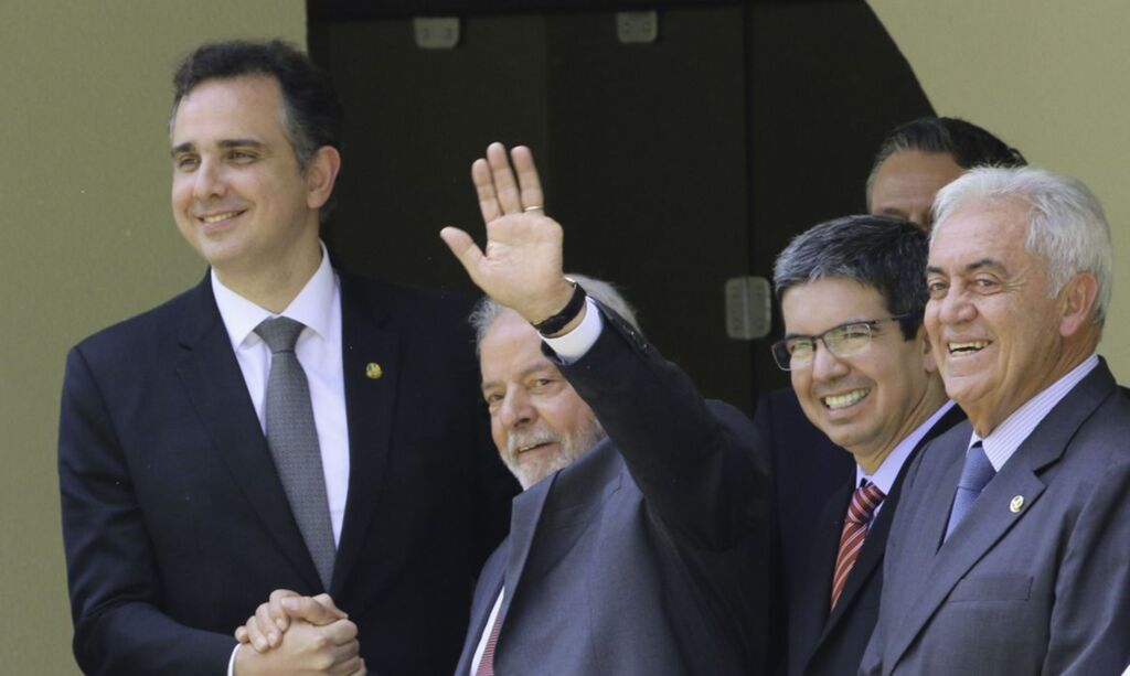Foto: Fabio Rodrigues-Pozzebom/ Agência Brasil - Presidente do Senado recebeu o presidente eleito Luiz Inácio Lula da Silva
