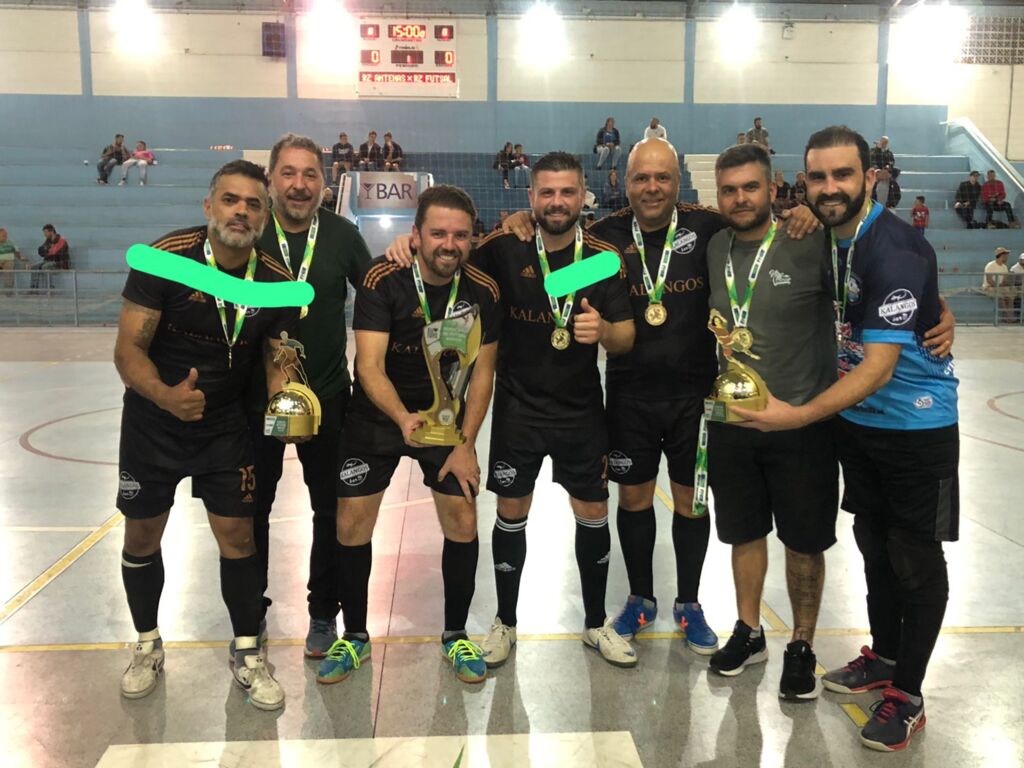 Kalangos Confiança foi o campeão de Futsal de Veteranos em Otacílio Costa