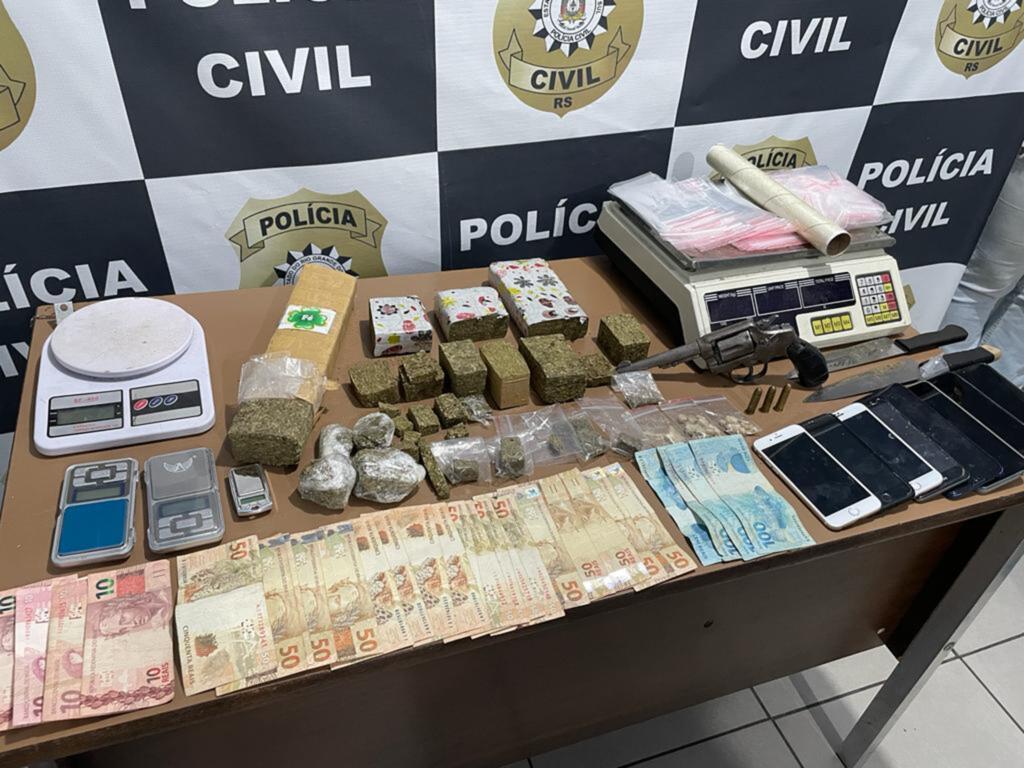 Polícia apreende dois quilos de drogas na Vila Farroupilha, em Pelotas