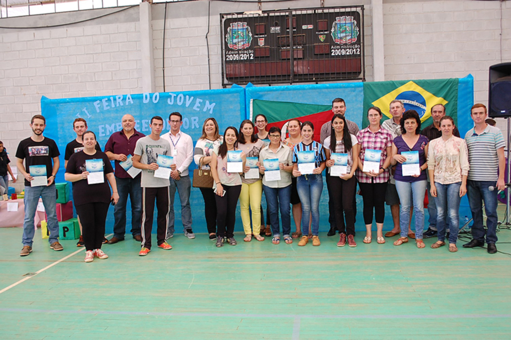 Professores de Pinhal da Serra receberam Menção Honrosa em reconhecimento ao trabalho