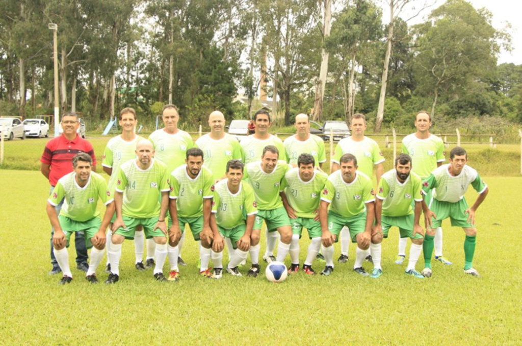 Anita vence Otacílio Costa no Regional de Veteranos