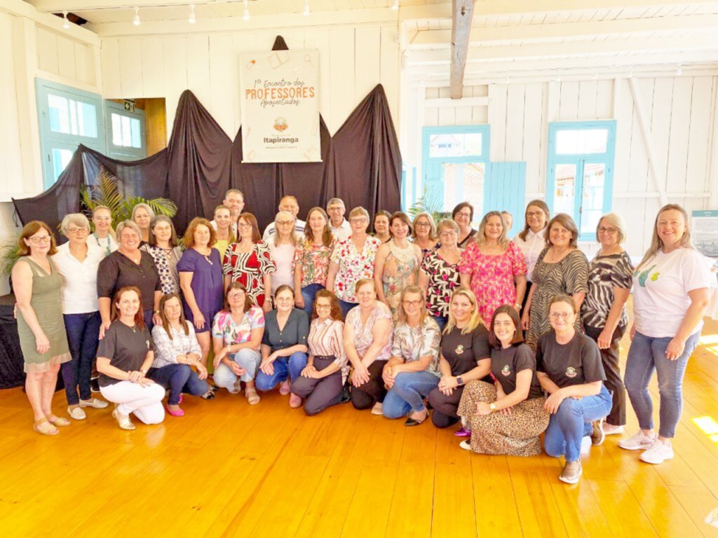 Itapiranga realiza 1º Encontro dos Professores Aposentados da rede municipal de ensino