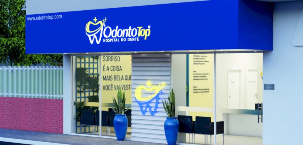 OdontoTop completa quatro anos de sorrisos