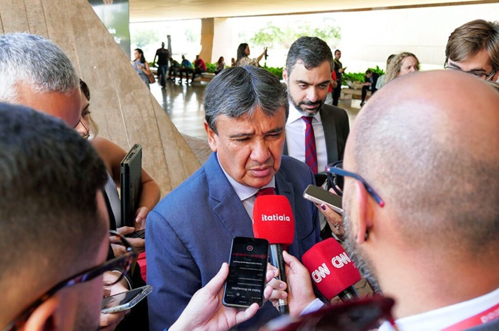 (Foto: Roque de Sá - Agência Senado) - Com a apresentação de novas sugestões, a equipe de transição voltará a conversar com o presidente eleito, Luiz Inácio Lula da Silva.