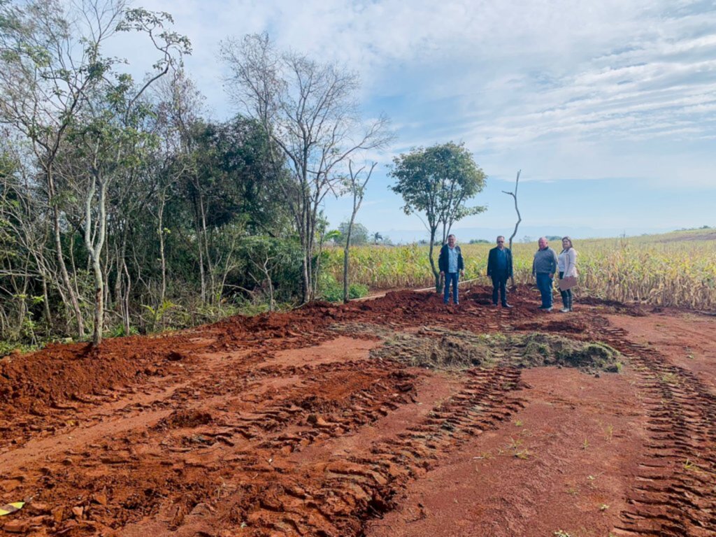 Maracajá: Revitalização da Av. Nossa Senhora da Conceição inicia com retirada de canteiro central