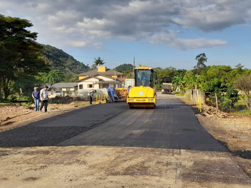 Nova etapa de pavimentação da Rodovia alternativa para a BR-285  é iniciada